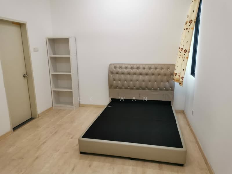 Condominium for Sale at Parkhill Residence - CK Kwan - Bedroom - PropertyGuru.com.my