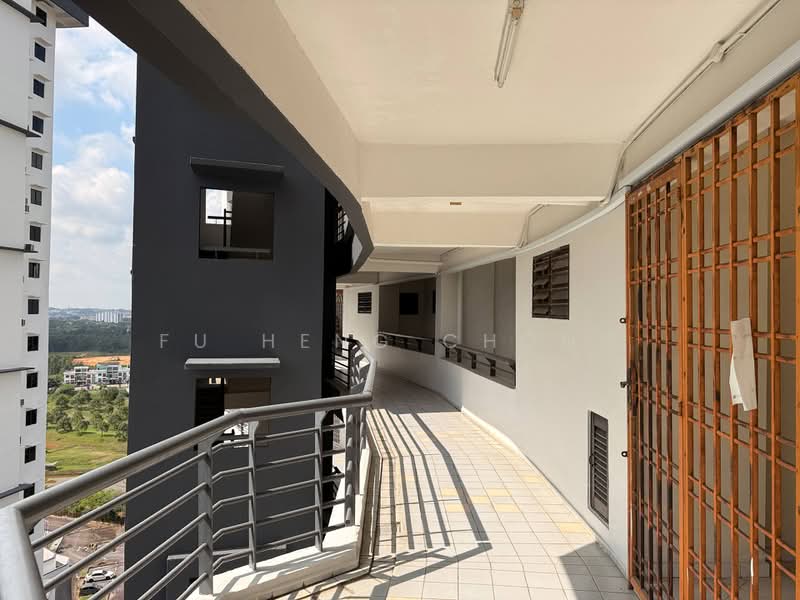 Pangsapuri untuk Dijual di Seri Mutiara Apartment - Fu Heng Chong - Exterior - PropertyGuru.com.my