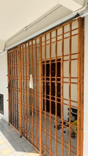 Pangsapuri untuk Dijual di Seri Mutiara Apartment - Fu Heng Chong - Exterior - PropertyGuru.com.my