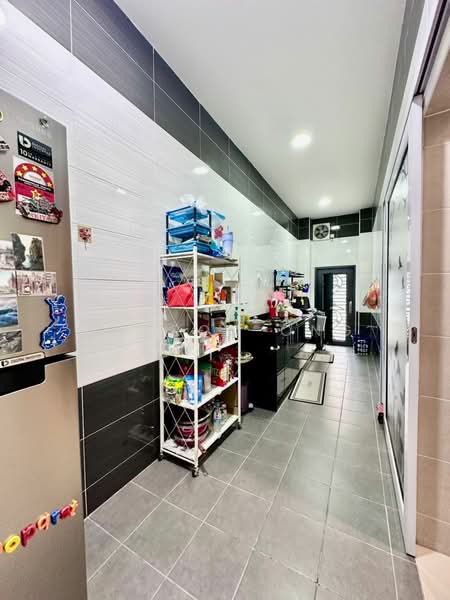 Cluster House for Sale in Taman Pulai Hijauan (Skudai) - Sharon Ong - Kitchen - PropertyGuru.com.my