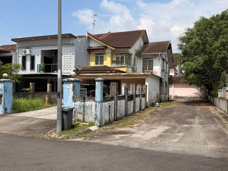 Rumah Teres 2 Tingkat untuk Dijual di Bandar Seri Alam (Masai) - Fu Heng Chong - Exterior - PropertyGuru.com.my