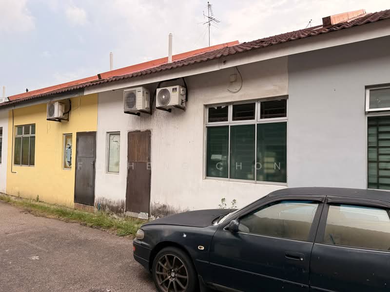 1-storey Terraced House for Sale in Taman Kempas Indah (Tebrau) - Fu Heng Chong - Exterior - PropertyGuru.com.my