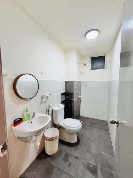 Pangsapuri untuk Disewa di Melodi Perdana - Erin Yusof - Bathroom - PropertyGuru.com.my