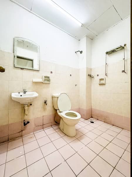 2-storey Terraced House for Sale in Sungai Buloh (Selangor) - Fauran Nawawi - PropertyGuru.com.my