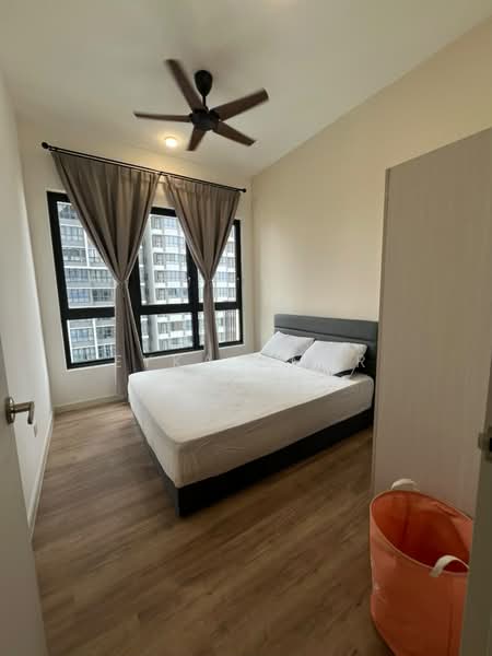Servis Apartment untuk Disewa di Sunway Belfield - Eyka Omar - Bedroom - PropertyGuru.com.my