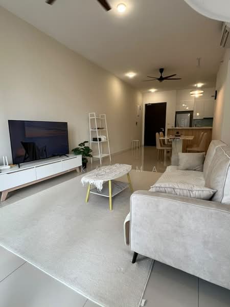 Servis Apartment untuk Disewa di Sunway Belfield - Eyka Omar - Living Room - PropertyGuru.com.my