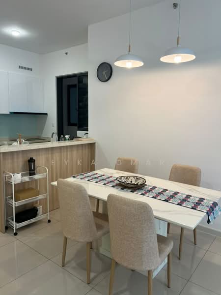 Servis Apartment untuk Disewa di Sunway Belfield - Eyka Omar - Kitchen - PropertyGuru.com.my