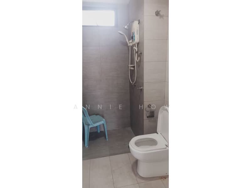 Service Residence for Sale at KL Traders Square - Annie How - Bathroom - PropertyGuru.com.my