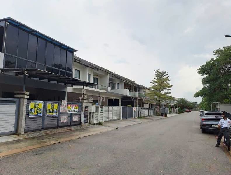 2-storey Terraced House for Sale in 16 Sierra (Puchong) - Tony YY - Exterior - PropertyGuru.com.my
