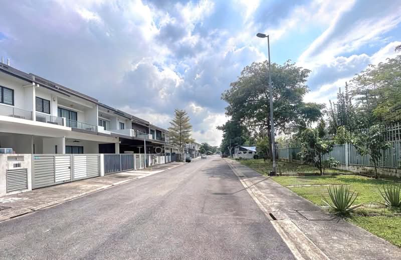 2-storey Terraced House for Sale in 16 Sierra (Puchong) - Tony YY - PropertyGuru.com.my