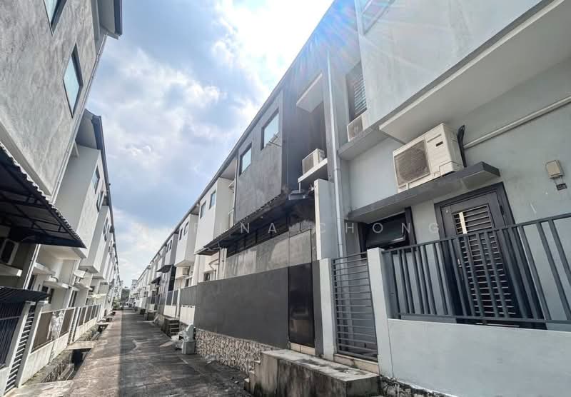Rumah Teres 2 Tingkat untuk Dijual di 16 Sierra (Puchong) - Sabrina Chong - PropertyGuru.com.my