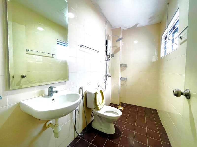 Rumah Teres 2.5 Tingkat untuk Dijual di Sering Ukay (Ampang) - Mohd Syahidie - Bathroom - PropertyGuru.com.my