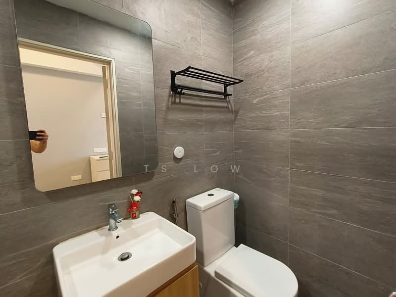 Service Residence for Sale at Aurora Suites @ Bukit Jalil - TS Low - Bathroom - PropertyGuru.com.my
