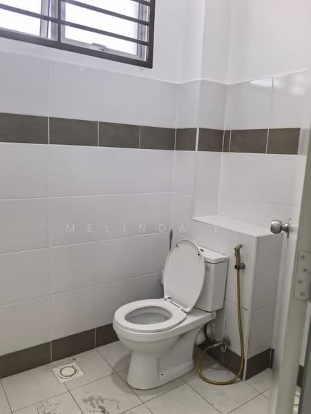 2-storey Terraced House for Sale in Taman Flora Heights (Pasir Gudang) - Melinda Ee - Bathroom - PropertyGuru.com.my