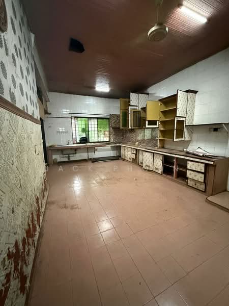 1-storey Terraced House for Sale in Kulai (Johor) - Jack Phoon - Kitchen - PropertyGuru.com.my