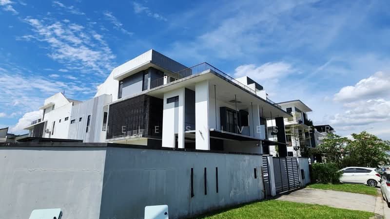 Rumah Kluster untuk Dijual di Setia Tropika (Johor Bahru) - Michele Sylvester - Exterior - PropertyGuru.com.my