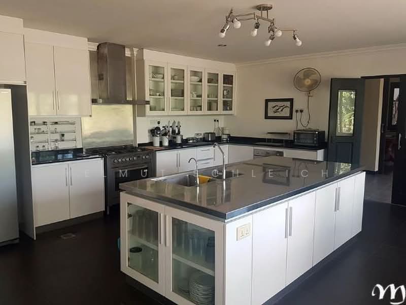 Bungalow for Sale in Rompin (Pahang) - Helmut Schleich - Kitchen - PropertyGuru.com.my