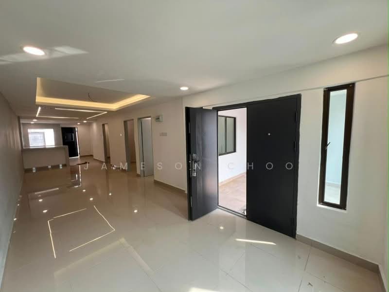 Rumah Teres 1 Tingkat untuk Dijual di Skudai (Johor) - Jameson Choo - Entrance - PropertyGuru.com.my
