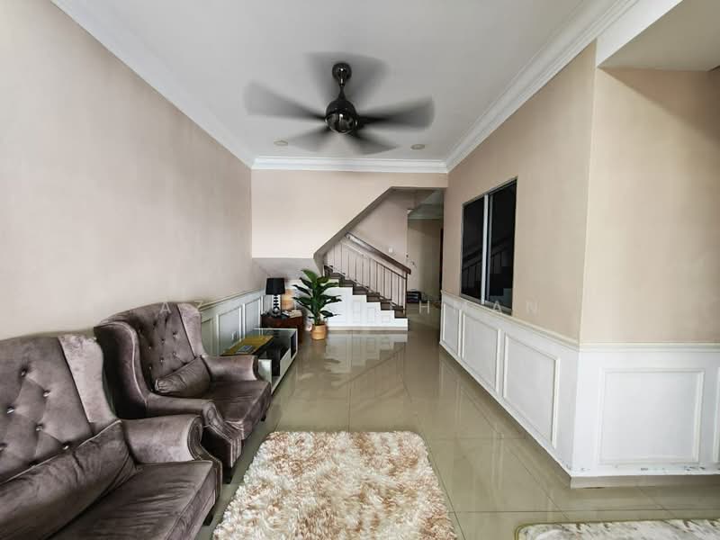 Rumah Teres 2 Tingkat untuk Dijual di Taman Desa Melor (Senawang) - Azrul Othman - Living Room - PropertyGuru.com.my