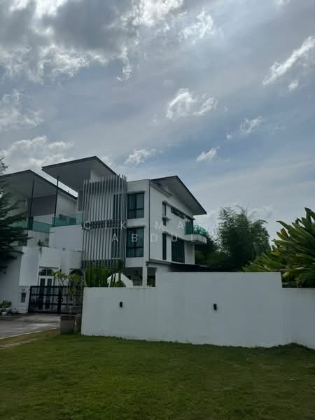 Rumah Berkembar untuk Dijual di Taman Villa Perdana (Kajang) - Cik Maya Abdul - PropertyGuru.com.my
