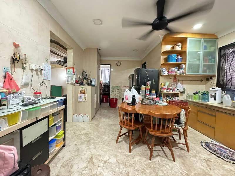 Rumah Berkembar untuk Dijual di Taman Naga Emas (Salak South) - Charles Tan - PropertyGuru.com.my