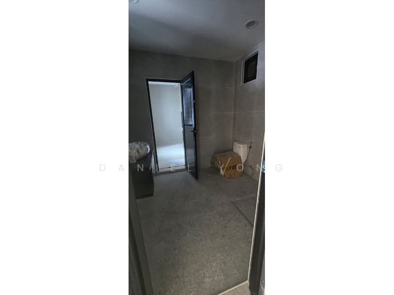 Semi-Detached House for Sale in Taman Impian Emas (Skudai) - Daniel Yong - Bathroom - PropertyGuru.com.my