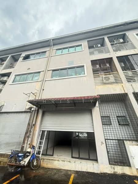 Kedai untuk Disewa di Seri Kembangan (Selangor) - Chris Tye - Exterior - PropertyGuru.com.my