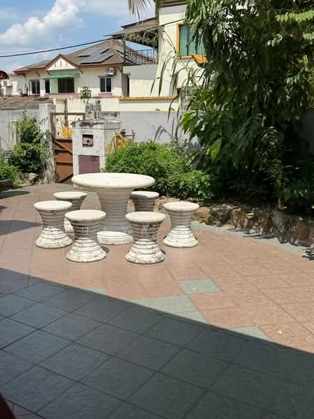 Rumah Teres untuk Dijual di Bandar Country Homes (Rawang) - Uthaya Kumar - Exterior - PropertyGuru.com.my