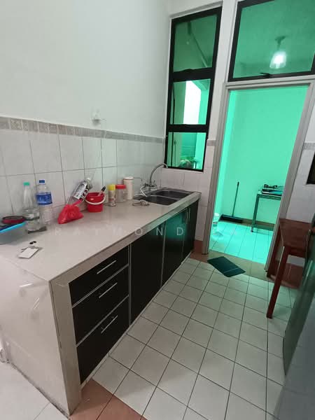 Kondominium untuk Disewa di Pelangi Utama 2 - Raymond Lai - Kitchen - PropertyGuru.com.my