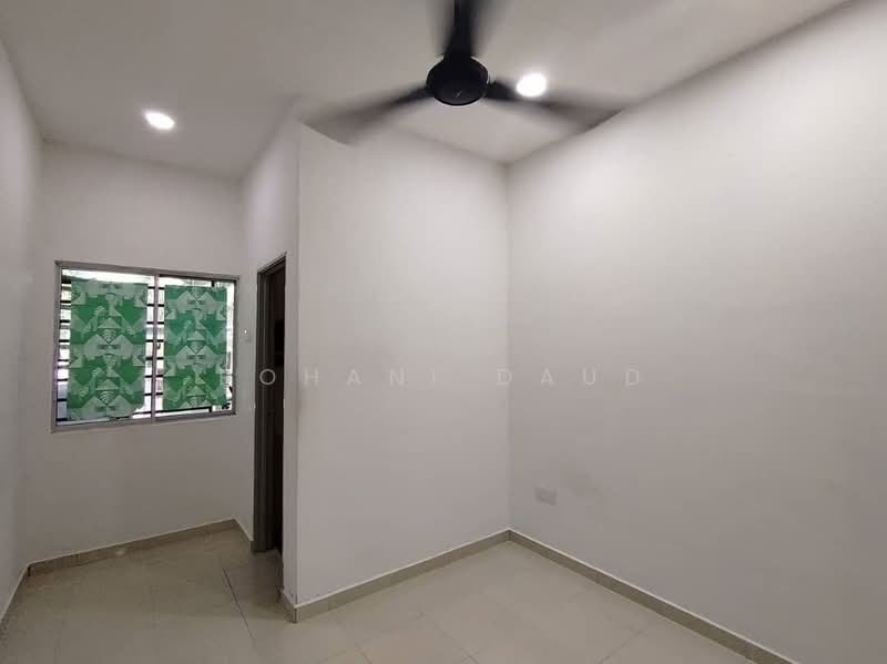 Rumah Teres 1 Tingkat untuk Disewa di Taman Nusari Bayu (Bandar Sri Sendayan) - Rohani Daud - PropertyGuru.com.my