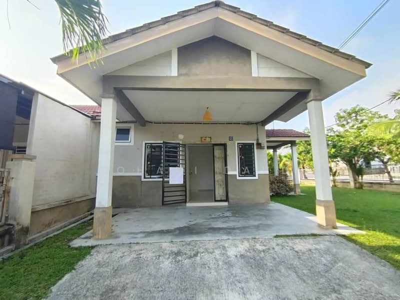 Rumah Teres 1 Tingkat untuk Disewa di Taman Nusari Bayu (Bandar Sri Sendayan) - Rohani Daud - Exterior - PropertyGuru.com.my