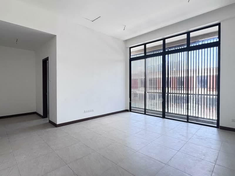 2-storey Terraced House for Sale in Puteri Harbour (Iskandar Puteri (Nusajaya)) - Krystal Ho - Living Room - PropertyGuru.com.my