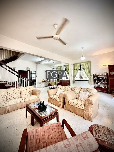 Rumah Berkembar untuk Dijual di George Town (Penang) - Cheryl Chng - Living Room - PropertyGuru.com.my