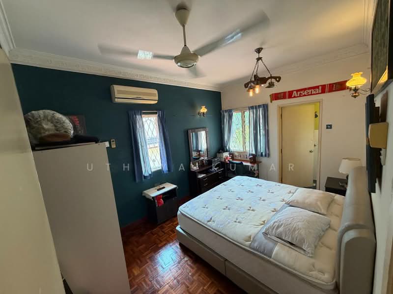 Rumah Teres untuk Dijual di Bandar Country Homes (Rawang) - Uthaya Kumar - Bedroom - PropertyGuru.com.my
