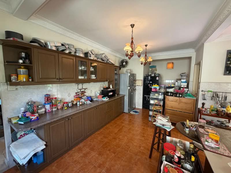 Rumah Teres untuk Dijual di Bandar Country Homes (Rawang) - Uthaya Kumar - Kitchen - PropertyGuru.com.my