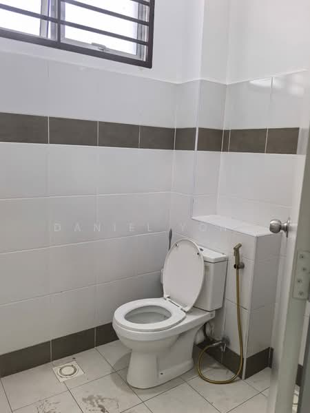 2-storey Terraced House for Sale in Taman Flora Heights (Pasir Gudang) - Daniel Yong - Bathroom - PropertyGuru.com.my