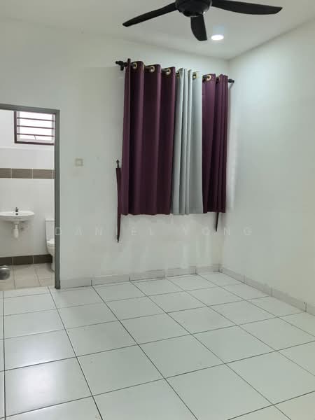 2-storey Terraced House for Sale in Taman Flora Heights (Pasir Gudang) - Daniel Yong - Bathroom - PropertyGuru.com.my