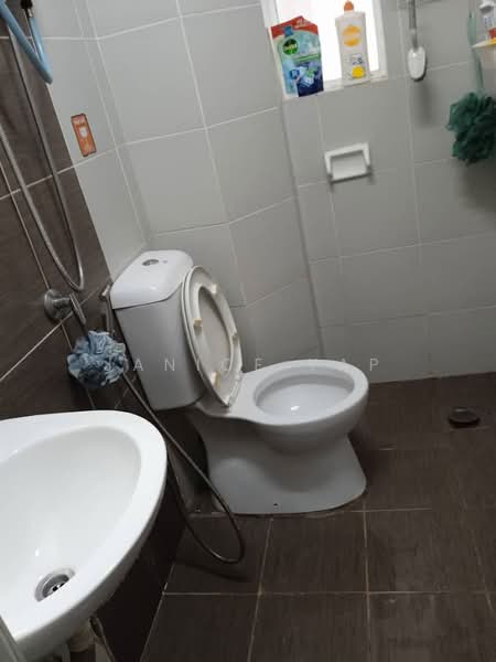 Service Residence for Sale at M3 Residency - Janice Yap - Bathroom - PropertyGuru.com.my