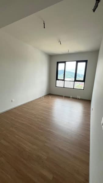 Service Residence for Sale at Melawati : Park One - Jenny Tan - master room 3 - PropertyGuru.com.my