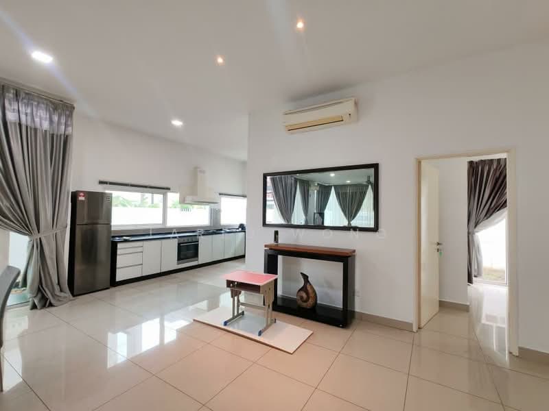 Semi-Detached House for Rent in Cyberjaya (Selangor) - Jared Wong - Kitchen - PropertyGuru.com.my