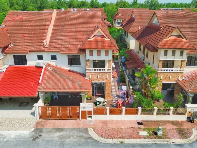 Rumah Berkembar untuk Dijual di Bandar Nusaputra (Puchong) - Yasmin Sulaiman - Exterior - PropertyGuru.com.my