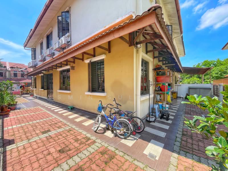 Rumah Berkembar untuk Dijual di Bandar Nusaputra (Puchong) - Yasmin Sulaiman - Exterior - PropertyGuru.com.my