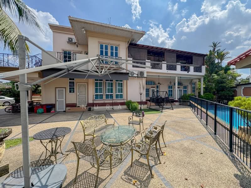 Bungalow for Sale in Seksyen 12 (Petaling Jaya) - Nurain . - PropertyGuru.com.my