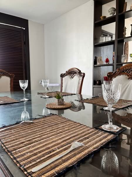 Pangsapuri untuk Dijual di Adamai - Santorinic Wang - Dining Room - PropertyGuru.com.my