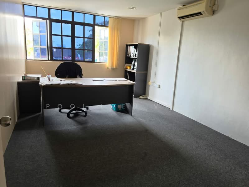 Kedai untuk Dijual di Taman Molek (Johor Bahru) - Pooi Leen Voon - PropertyGuru.com.my