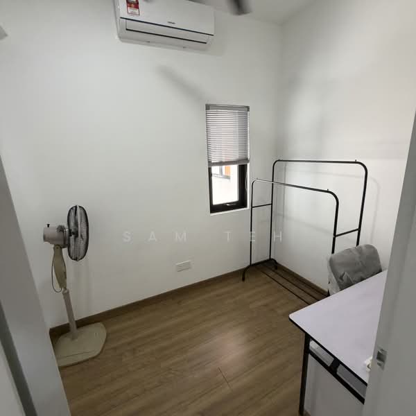 Service Residence for Sale at The Amber Residence @ TwentyFive.7 - Sam Teh - PropertyGuru.com.my