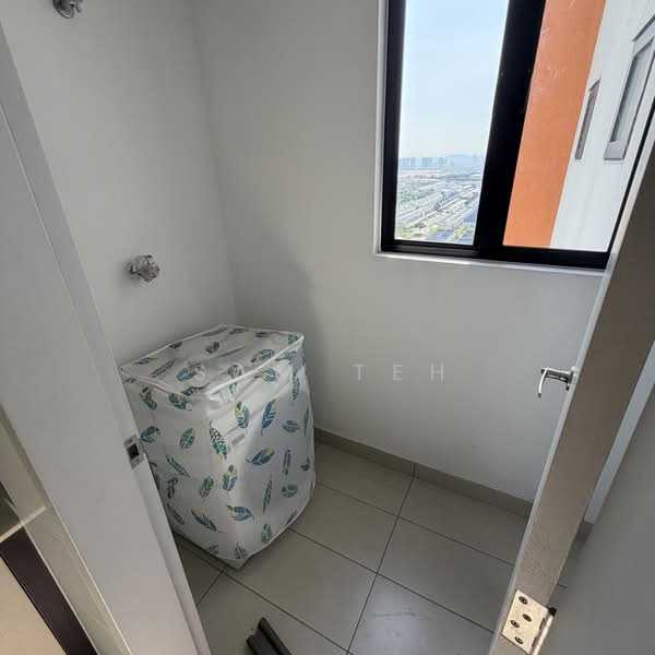 Service Residence for Sale at The Amber Residence @ TwentyFive.7 - Sam Teh - PropertyGuru.com.my