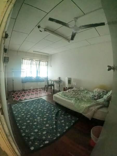 Rumah Teres 2 Tingkat untuk Dijual di Taman Serdang Jaya (Seri Kembangan) - Yasmin Sulaiman - Bedroom - PropertyGuru.com.my