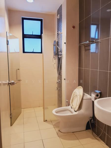 Service Residence for Sale at The Platino Serviced Apartment - Eyka Omar - Bathroom - PropertyGuru.com.my