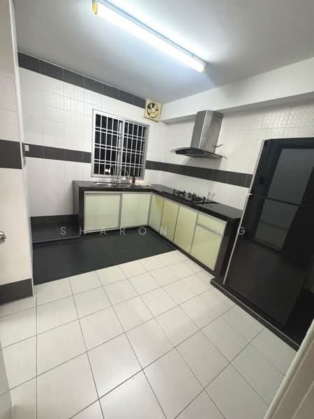 Rumah Teres 2 Tingkat untuk Dijual di Johor Bahru (Johor) - Sharon Ong - Kitchen - PropertyGuru.com.my